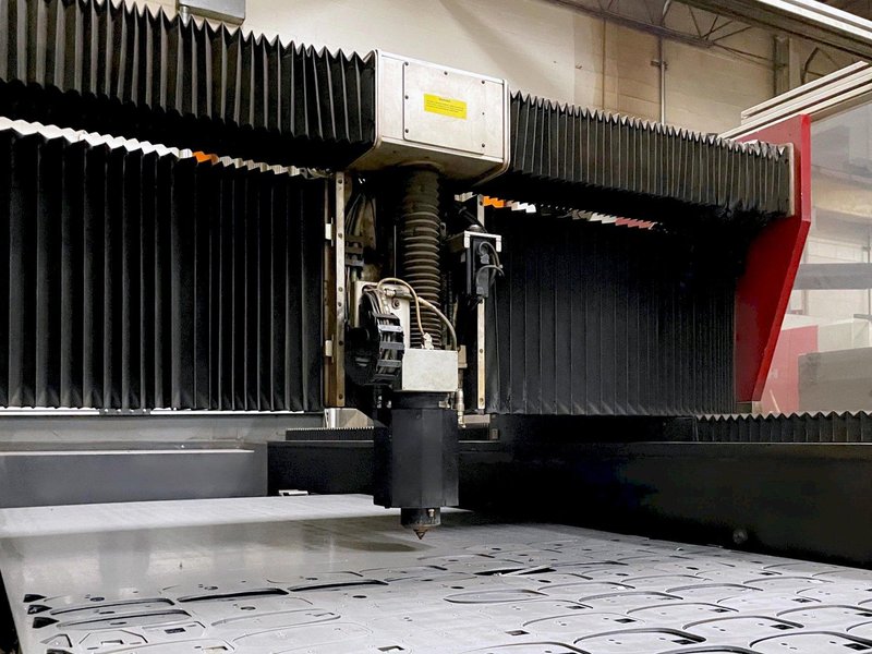 Cincinnati CL840 5&#039; X 10&#039; 4.0 KW CO2 Laser