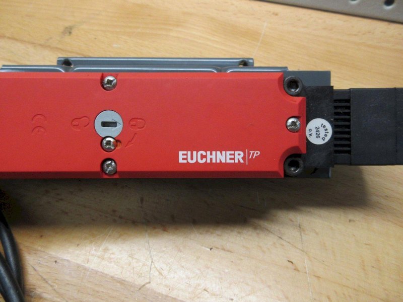 Used Haas 32-1095 CE DOOR INTERLOCK ASSY B (NO KEY) W/ Mounting Bracket &amp; Cable