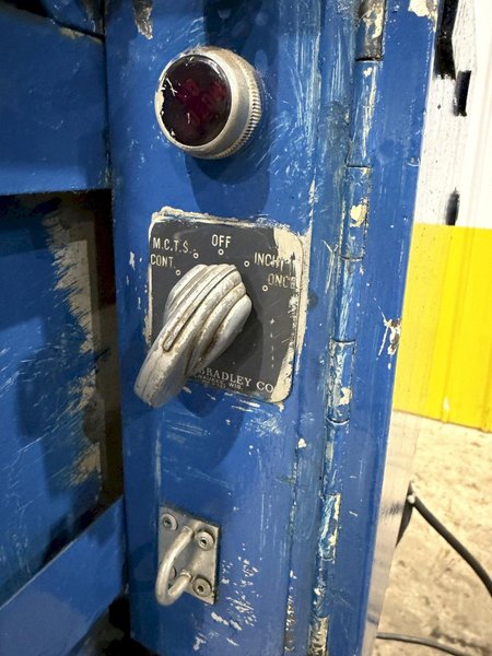 22 TON CLEARING TORQ PAC GAP FRAME MECHANICAL STAMPING PRESS 2" STROKE: YOBRO #24688