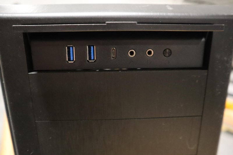 Intel Core I7 Desktop Computers (2) With WIFI Network Card- Auction Item