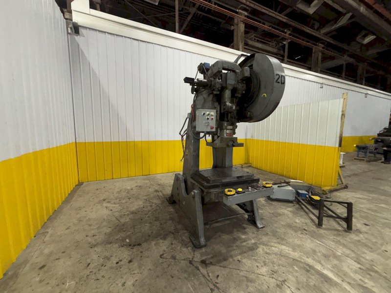 60 TON L&amp;J OBI MECHANICAL STAMPING PRESS 6" STROKE: STOCK #23243
