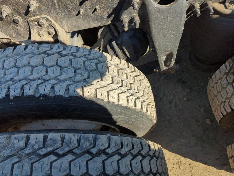 2022 International LT625 3HSDZAPR2NN443564