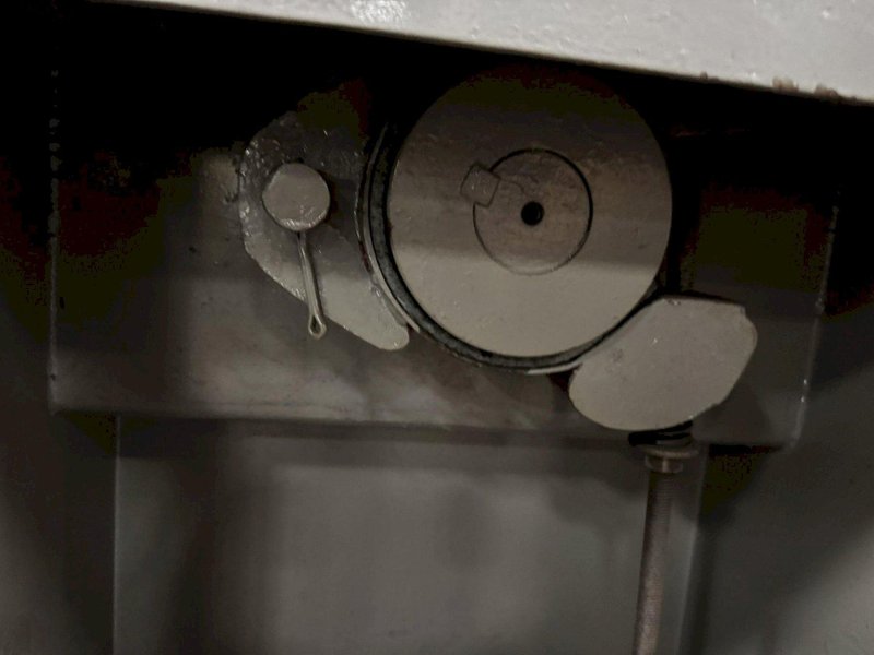 2,500 LB X 12&quot; AMERICAN MODEL 60 UNCOILER. STOCK # 0883925