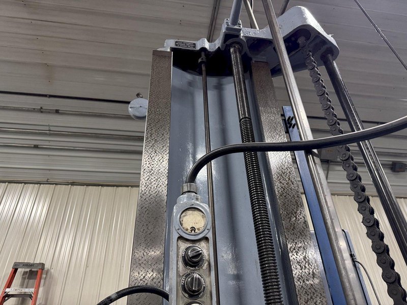 5&quot; Giddings &amp; Lewis Model 350T Table Type Horizontal Boring Mill