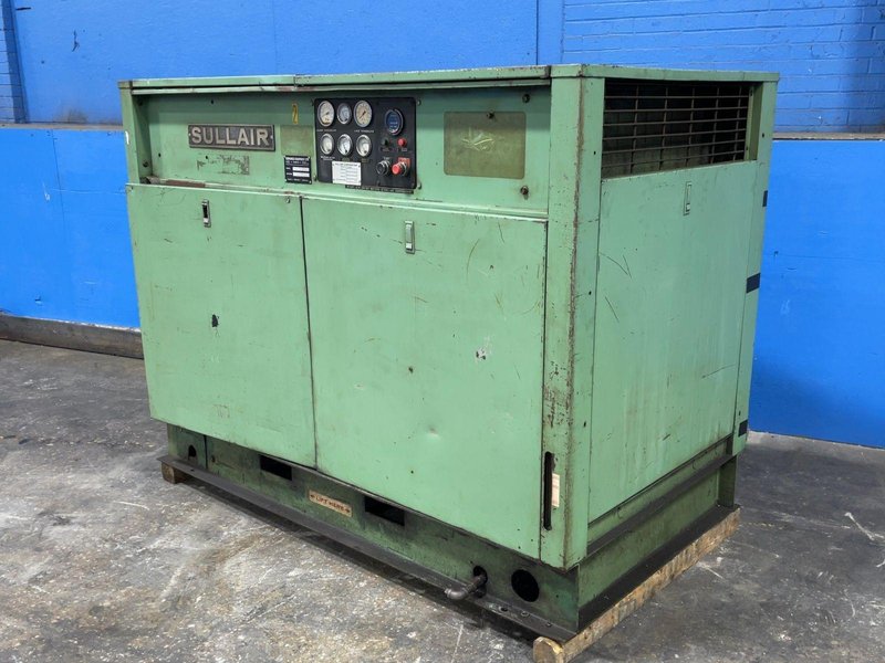 SULLAIR ROTARY SCREW AIR COMPRESSOR   -  12B-50H