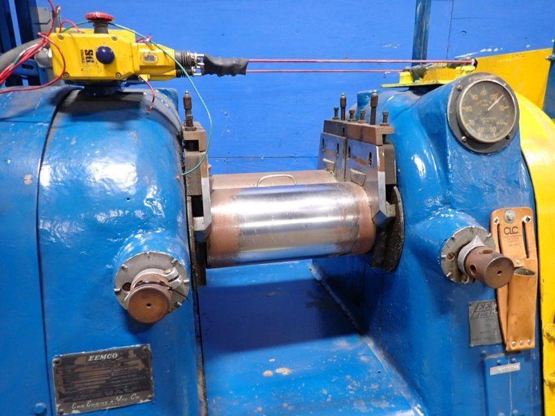 EEMCO 6" X 12" ROLL MILL  -  LAB III