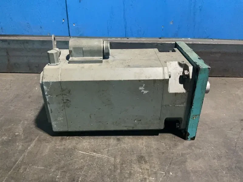 SIEMENS SERVO MOTOR   -  1FT6105-1AC71-4AG1