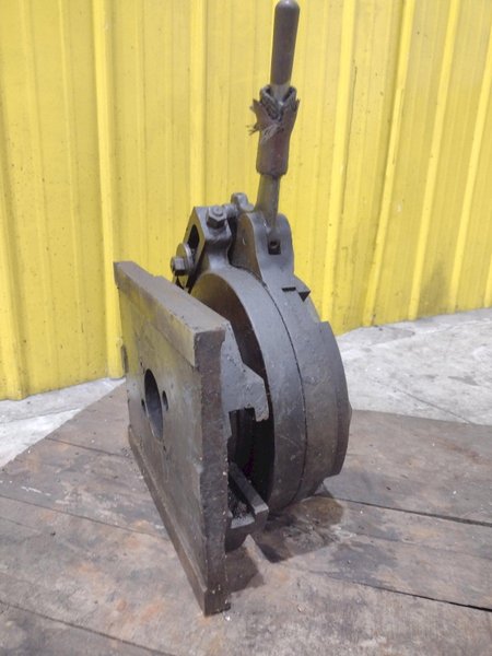 2.5" BOLT / 2" PIPE LANDIS THREADING HEAD: YOBRO 25113