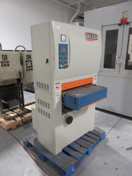 Baileigh WSB-2575 24" Wide Conveyor Feed-Thru Belt Sander- Auction Item