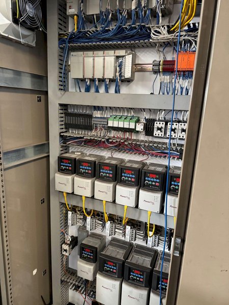 SAMUEL/SIGNODE SMSBM10/VS32 AUTOMATIC STRAPPING SYSTEM. STOCK # 0891924