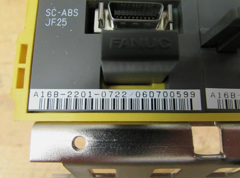 Used Fanuc A16B-2201-0722 / 0732 IO Unit
