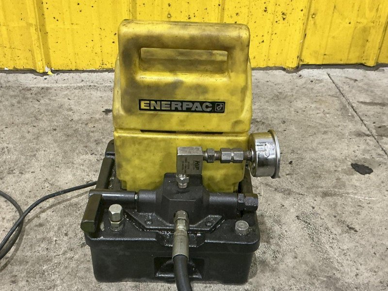1/2 HP ENERPAC MODEL #PUJ1200B ELECTRIC HYDRAULIC PUMP, 110 V: STOCK #24832