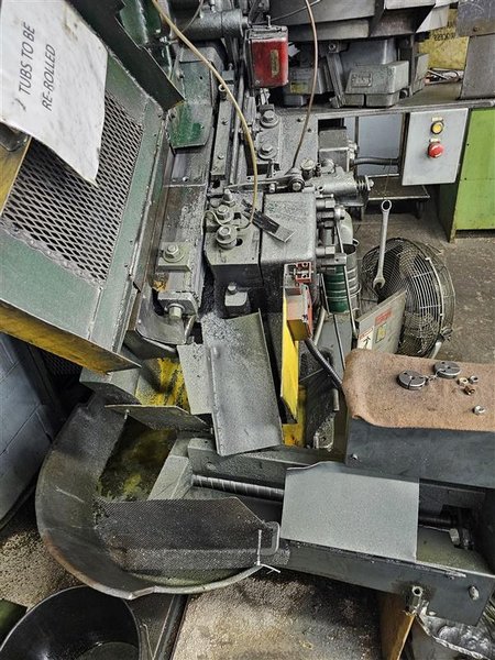WATERBURY #20 THREAD ROLLER