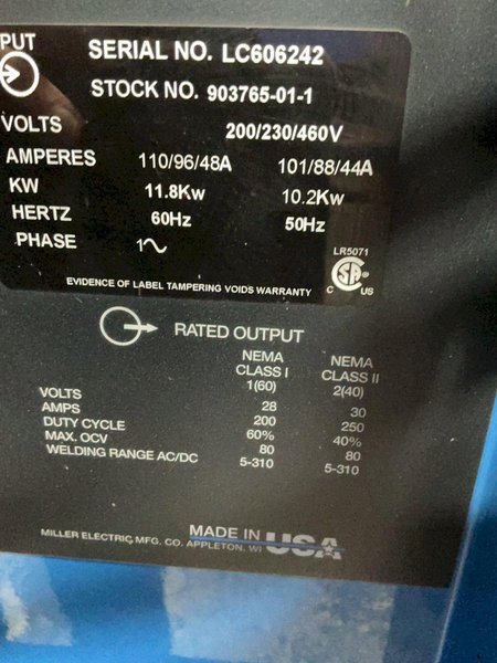 MILLER 250 A WELDER  -  SYNCROWAVE 250 DX