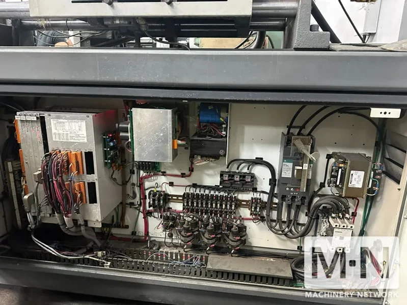 120 TON 6 OZ VAN DORN MODEL 120HT-8F INJECTION MOLDING MACHINE MFG 1997