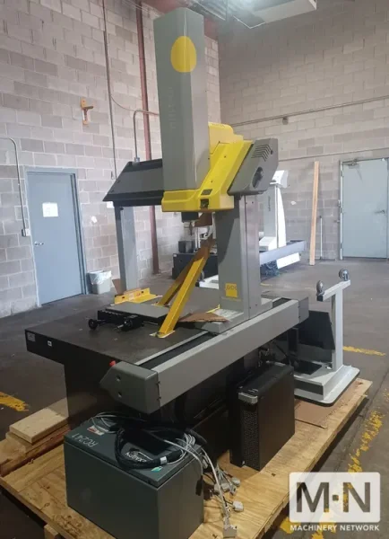 Brown &amp; Sharpe Mistral 775 DCC CMM