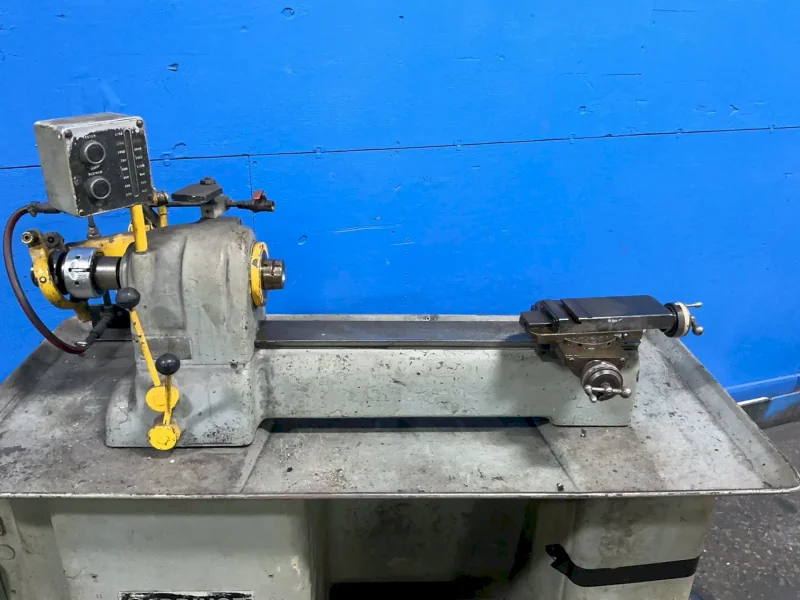 HARDINGE 9” X 26” LATHE  -  DSM59