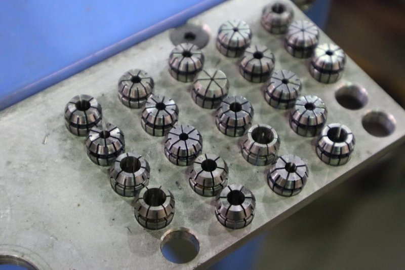 ER-11 Flex Collets- Auction Item