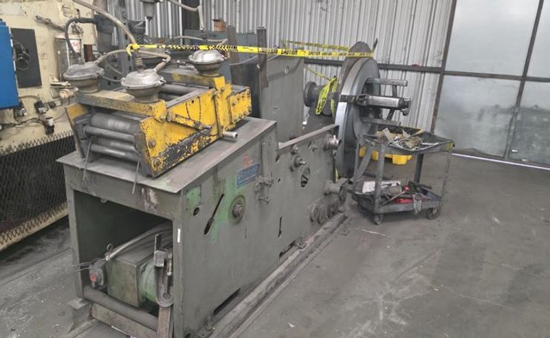 8000 LB X 12" X .135" REGAL COIL CRADLE/STRAIGHTENER. STOCK # 0329126