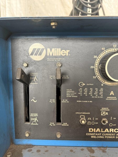 MILLER DIALARC HF CONSTANT CURRENT AC/DC ARC WELDING POWER SOURCE. STOCK # 0430326