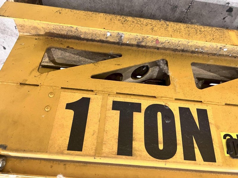 1 TON X 72&quot; KUNDEL 360° FREE STANDING JIB CRANE: STOCK #19512