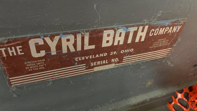 84" x 85 TON CYRIL BATH SHEET STRETCH DRAW FORMING MACHINE: STOCK #23644