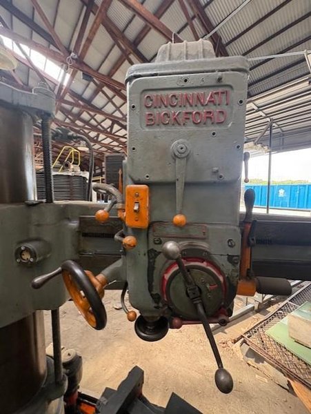 3&#039; X 9&quot; CINCINNATI BICKFORD COLUMN RADIAL DRILL STOCK# 4157