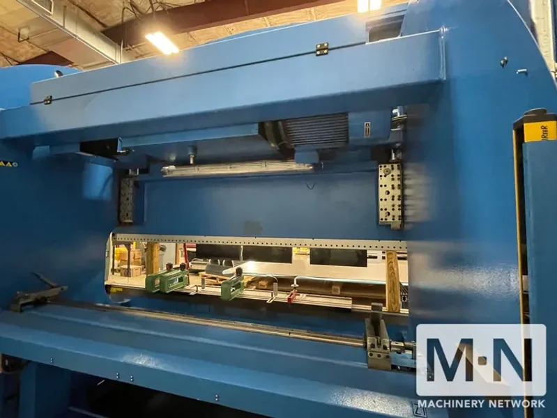 Adira PA 22030 Press Brake, 2011