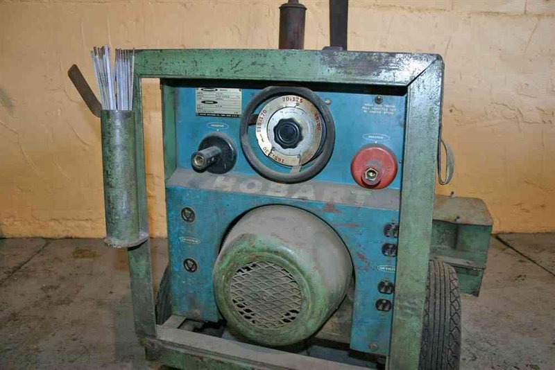 3 HP HOBART GAS ARC WELDER: STOCK #53208