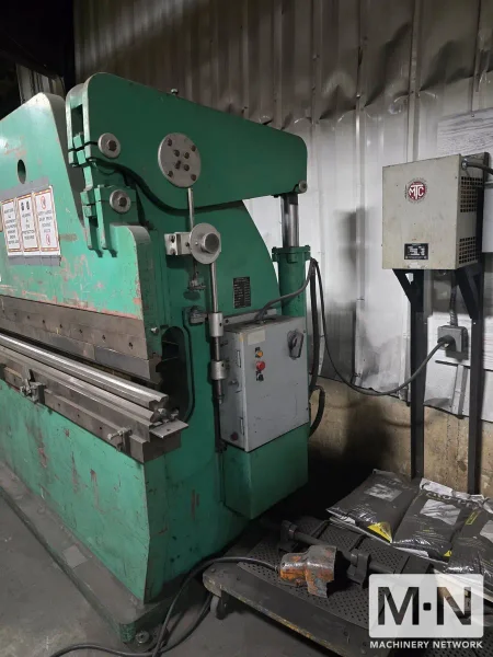 1985 ACCURPRESS 713010