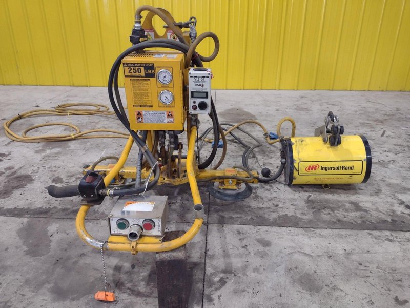 250 LBS X 2007 ANVER MODEL #ATL25M2-60MROT ELECTRIC POWERED VACUUM SHEET LIFTER: STOCK #21303