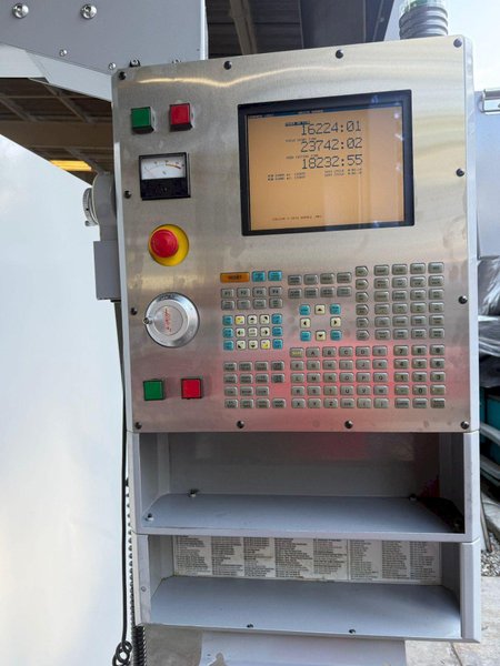 Haas VF-5B/40 CNC Vertical Machining Center – Mill