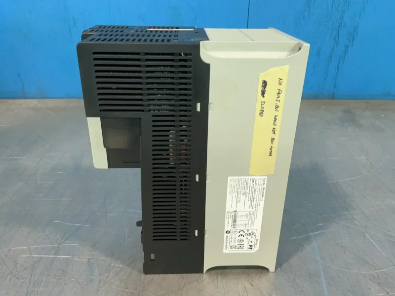 Allen-bradley 20hp Powerflex 525 Servo Drive - 25b-d030n114