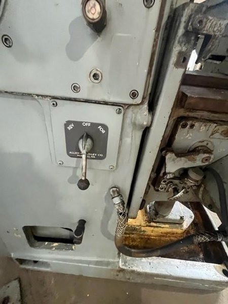 51&quot; x 12&quot; CINTIVERAL VERTICAL KNEE MILL MILLING MACHINE STOCK# 3752