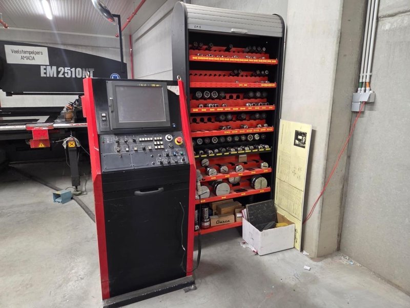 Amada EM2510NT CNC Turret Punch, 2005