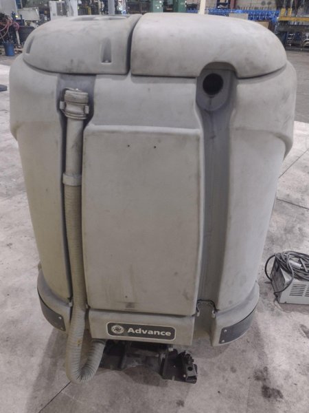 ADVANCE MODEL #CONDOR X4030C ECOFLEX FLOOR SCRUBBER: STOCK #21127