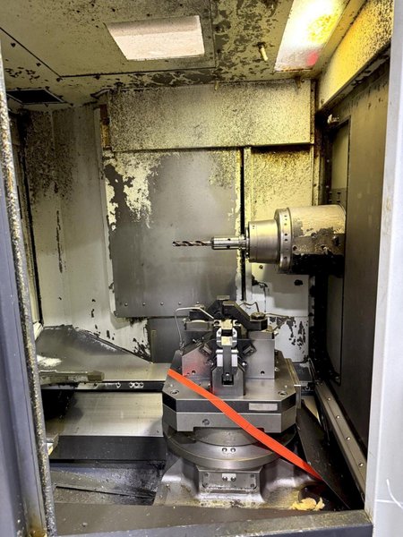 Mori Seiki NHX4000 400mm CNC HMC, 2012 – Tooling, ChipBlaster Coolant Filtration System, Chip Conveyor