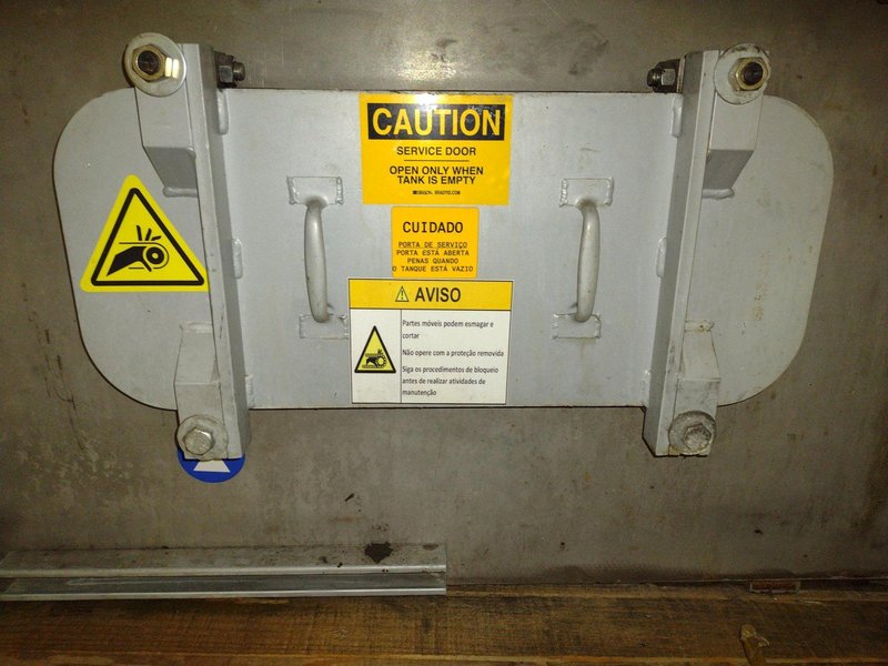 CRYSTAL FILTRATION CONTINUOUS FILTER COOLANT SYSTEM, WITH DRAG-OUT CONVEYOR : YOBRO #25069