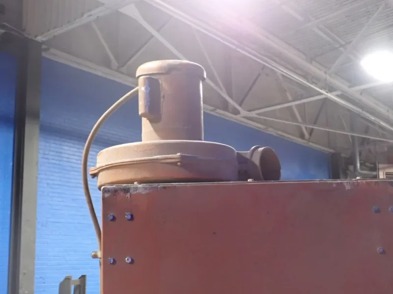 EMPIRE ABRASIVE BLASTING CABINET W/ DUST COLLECTOR  -  PF-3648