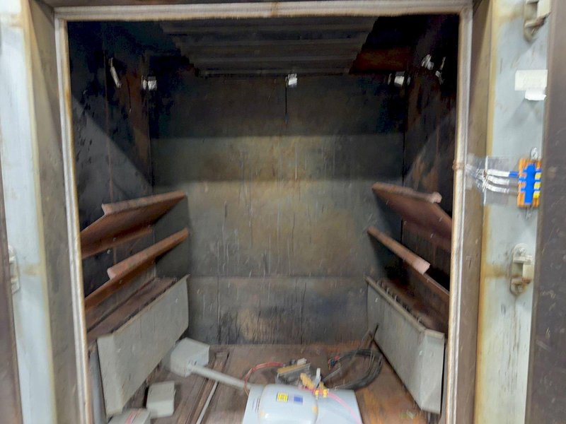 DESPATCH 47” X 54” X 68” CHAMBER OVEN