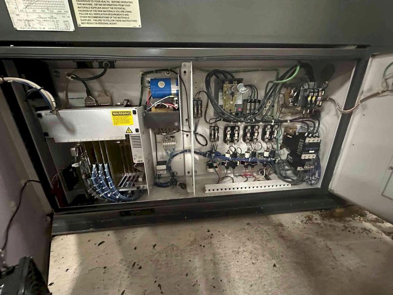 165 Ton, 13oz Cincinnati VSX 55 – 4.44 OZ Injection Moulding Machine, 17.9″ X 16.73″