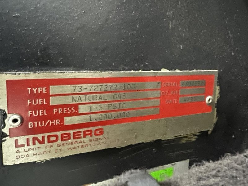 LINDBERG 1000 DEG. WALK IN OVEN, MODEL 73-727272-10GF, 6' X 6' X 6'  NATURAL GAS, 1993