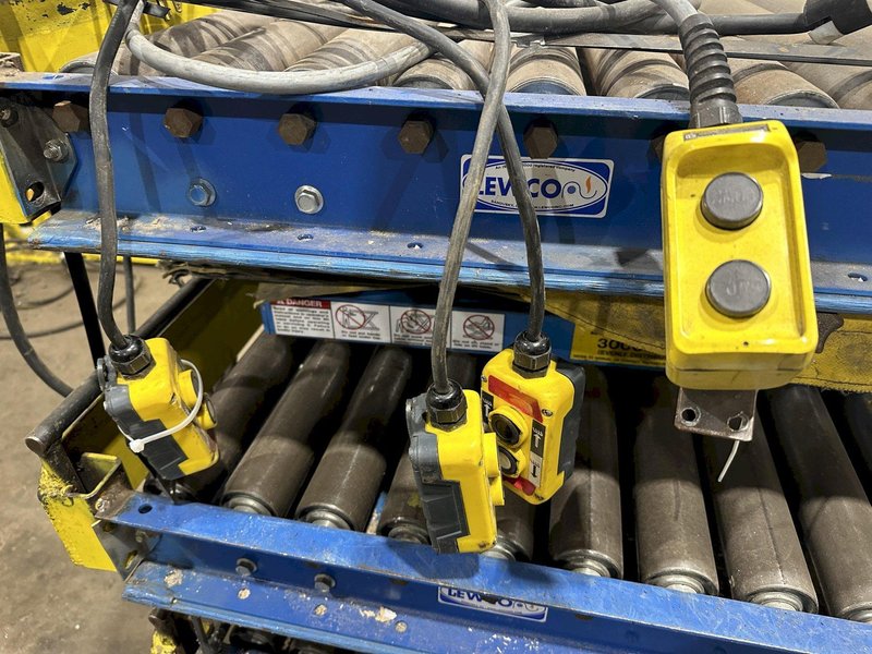 3,000 LBS X 48" X 48" ROTO-MAX HYDRAULIC SCISSOR LIFT TABLE W/ ROTARY LEWCO ROLLER CONVEYOR TOP, 110 VOLT: STOCK #20870