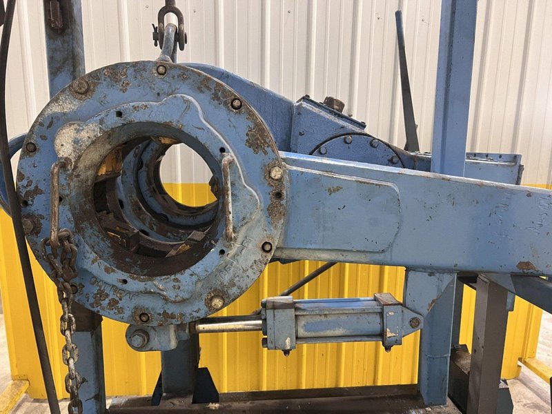 7" FOSTER HYDRAULIC BUCKING ON &amp; BREAK-OUT MACHINE FOR THREADED PIPE: YOBRO #25677