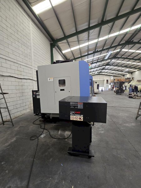 Doosan Mynx 5400/40 CNC Vertical Machining Center For Sale, 2012