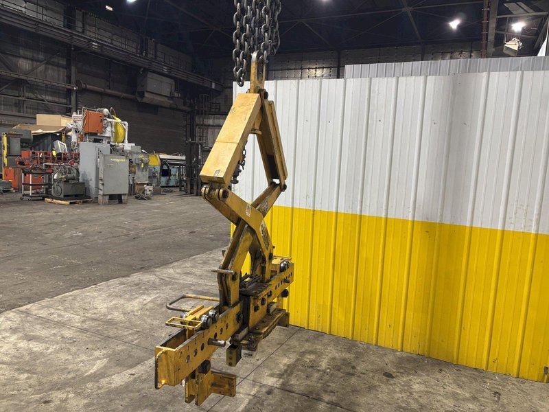 3 TON CALDWELL MODEL #281-3-52 STEEL COIL GRAB: STOCK #22812