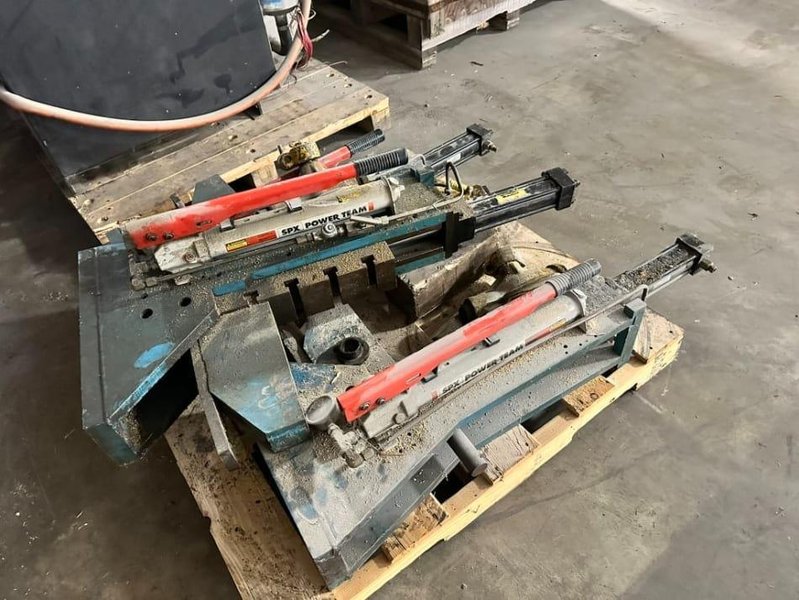 (3) SPX HEAVY DUTY HYDRAULIC JACKS: STOCK #22810