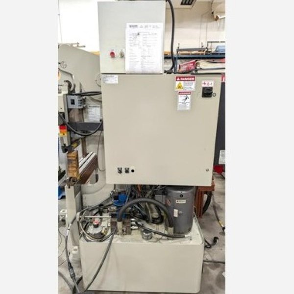 2009 Accurpress 7608 Hydraulic Press Brake (#5922)