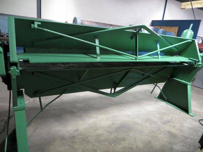 12 Ga x 8 ft Used Chicago Hand Brake Model SO-812