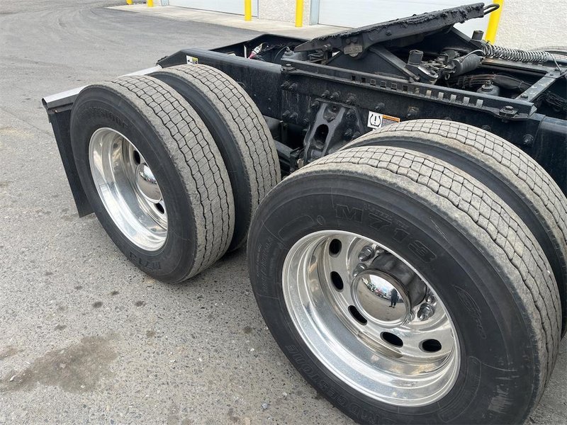 2023 Peterbilt 389 1XPXD49X1PD891797